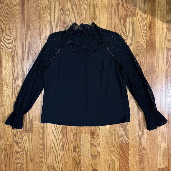 Black Guipure Lace Insert Top - Picture 5 of 13